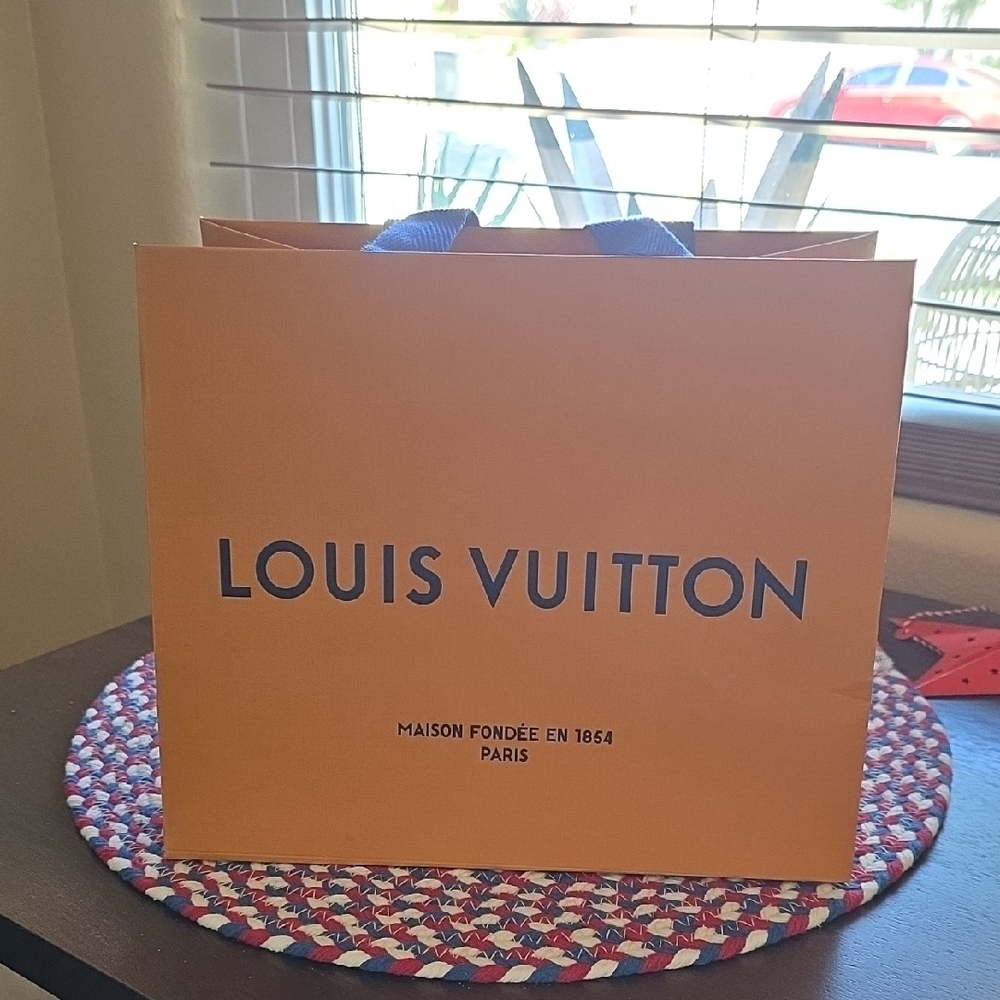 Louis Vuitton Shopping Bag